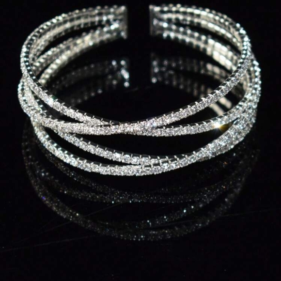 Jewelry - Elegant Silver Crystal Bracelet